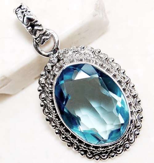 HANDCRAFTED 10ct BLUE TOPAZ GEMSTONE 925 STERLING SILVER PENDANT