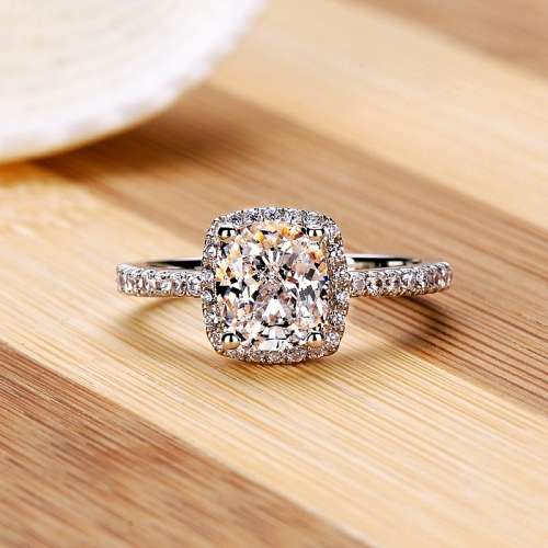 SENSATIONAL! RADIANT CUT 2.12CT CR.DIAMOND HALO ENGAGEMENT RING - Size 6/M