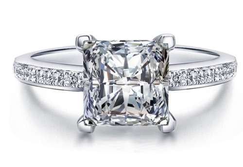 BEAUTIFUL! Sparkling 2.11ct Cr.Diamond Princess Cut Engagement Ring. Size 8 / P+ / 18.0mm
