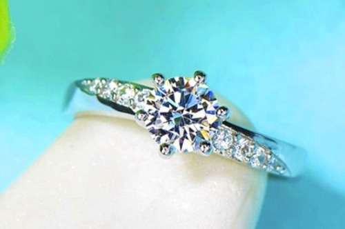 Exquisite! 1.46ct Cr.Diamond and Accents Engagement Ring - Size 8 / P+ / 18.0mm