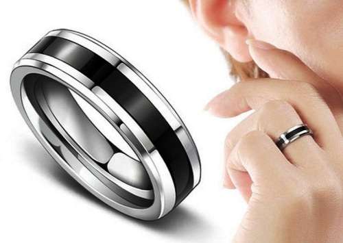 6MM Solid 316L Stainless Steel Band with Black inlay. Ring Size 10 / U