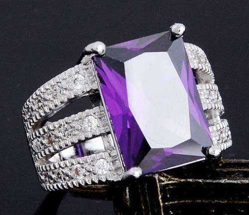 MAGNIFICENT!!! 7.24CT CR.AMETHYST AND ACCENTS 14MM WIDE RING - Size 8 / Q