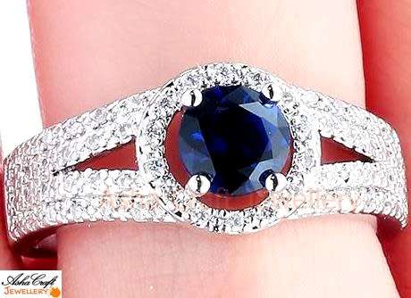 ROYALTY! Beautiful 0.82ct. Cr.Diamond & Sapphire Halo Engagement Ring. Size 7 / N+