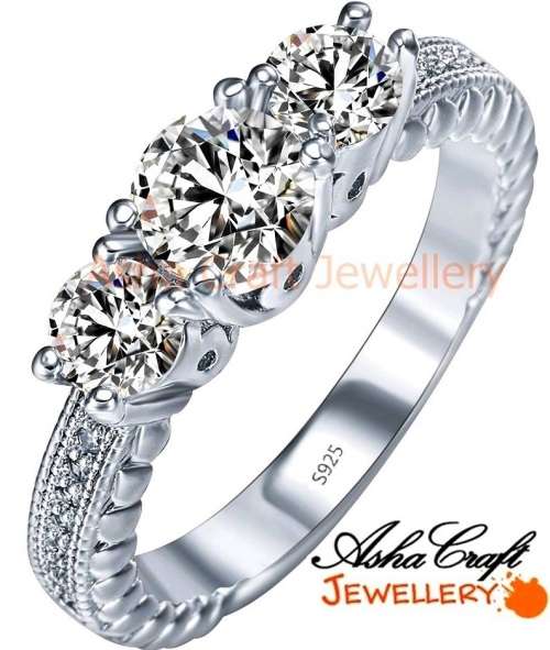 Fantastic! Sparkling 1.52ct. Cr.Diamond Trilogy & Accents Engagement Ring. Size 7 / N+