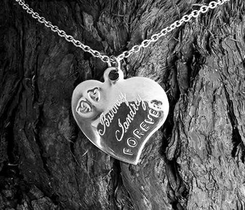 Personalized Heart Name Necklace + FREE ENGRAVING - 8 Options