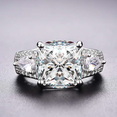 MAGNIFICENT!- 8.14ct Cr.Diamond Cushion Cut Designer Engagement Ring. Size 7/O