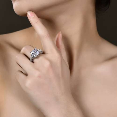 MAJESTIC! - 6.48ct Cr.Diamond Designer Princess Cut Engagement Ring. Size 9/S