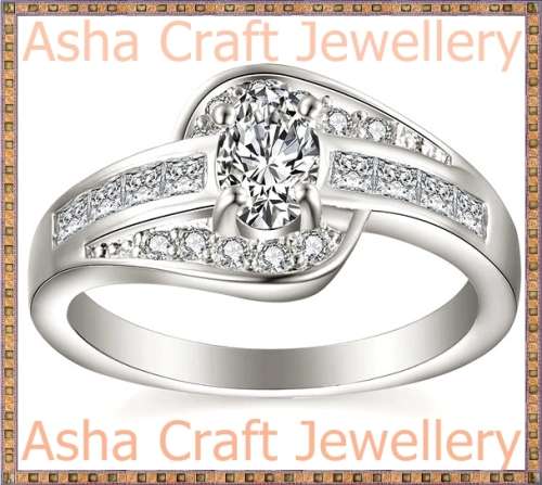 R1 Auction! Sparkling 0.80ct Cr.Diamond Oval, Square, Round Engagement Ring. Size 6/L-M/16.5mm