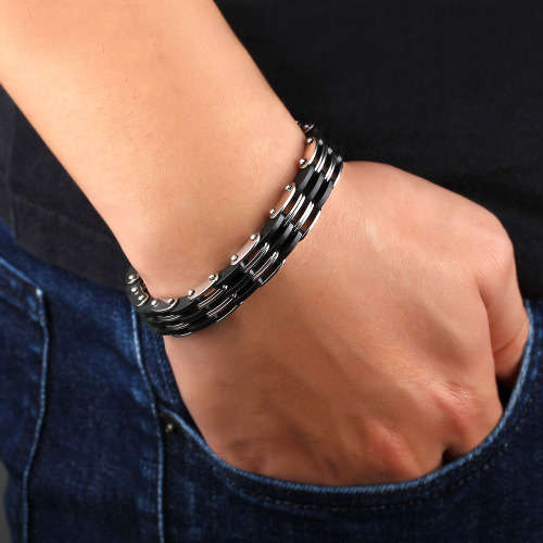 Courier R99 ARAMEX: Leather and Stainless Steel Mens Bracelet - 22cm