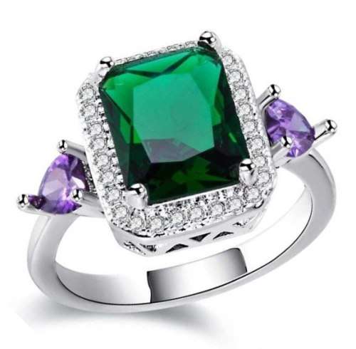 FREE SHIPPING! Sparkling Cr.Emerald Engagement Ring. Size 5-12
