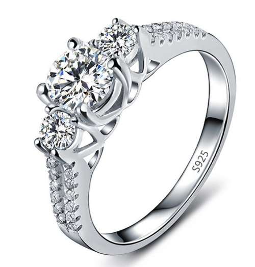 Sparkling 1.80ct Cr.Diamond Engagement Ring, 3-stone. Size 6 / M