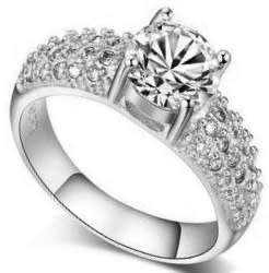 Sensational 1.81ct Cr.Diamond Solitaire Pave Engagement Ring. Size 9|S