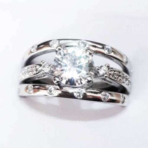 SENSATIONAL! 2.11ct Solitaire & Accents Engagement Ring Set. Size 7.75 | P
