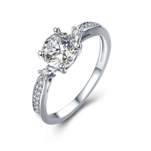 EXQUISITE! 1.51ct Solitaire & Accents Beaufitul Engagement Ring. Size 6 | M