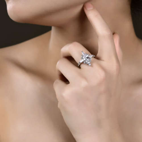 Sparkling 3.14ct Cr.Diamond Engagement Ring. Size 8 | P-Q | 18mm