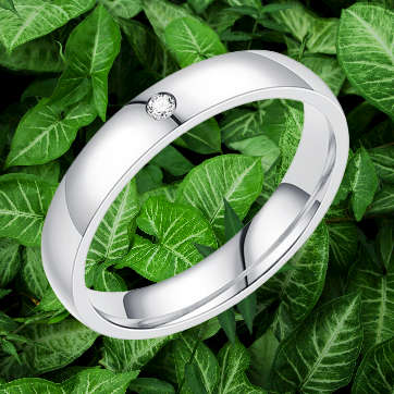 TITANIUM RING WHITE CZ 3MM WEDDING BAND. SIZE 7 / N-O