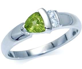 0.60ct Genuine Peridot and White Topaz 925 Sterling Silver Ring. Size 5/K