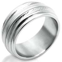 Beautifully Textured SOLID Stainless Steel Ring. Size 8 / Q