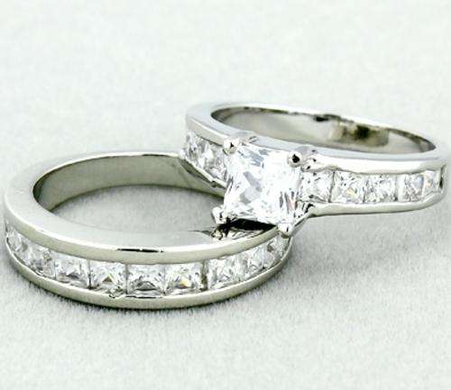 Extraordinary 2.04 Carat Cr. Diamond Princess Cut Ring Set. Size 5.5/L