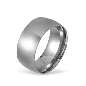 Unisex 9MM Wide Stainless Steel Classic Band Ring. Size 6.5