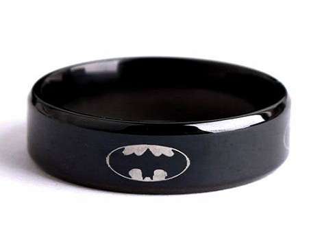 Mens Black stainless steel BATMAN ring. Size 11 / V+
