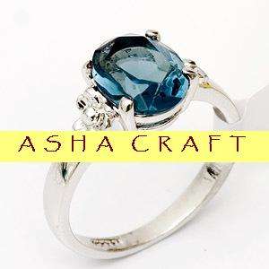 **Size 7 / O** Pretty & Modern 3.00ct Sapphire CZ Ring well made in 18krg