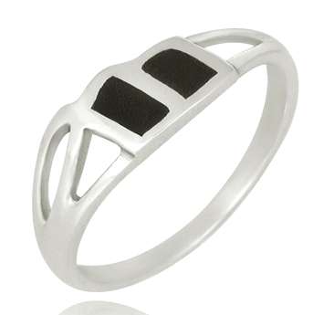 Size 6 / M - Brand New Gorgeous Flush Black Onyx .925 Solid Silver Ring