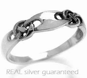 Brand New Celtic Knot Ring crafted in 925 Sterling Silver - Size 8