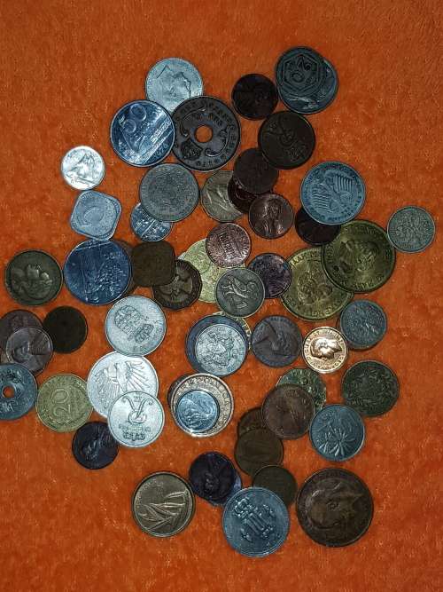 random countries coins