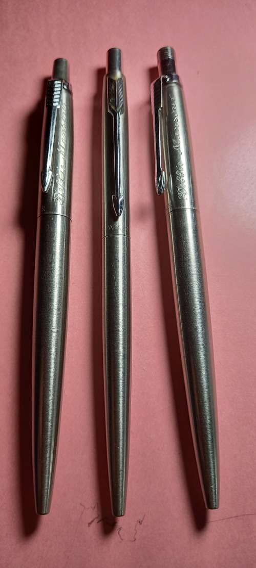 parker pens x3