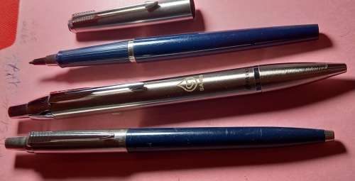 parker pens  x3