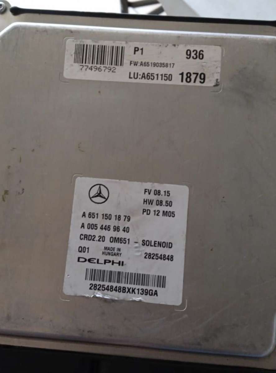 MERCEDES BENZ W211 E220 CDI ECU COMPUTER BOX A6511501879 A005 446 96 40 CRD2.20 OM651