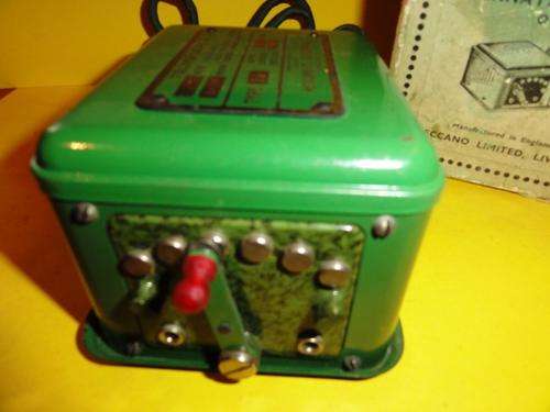MECCANO-CONTROLLER/TRANSFORMER -6/9 VOLT OUTPUT.