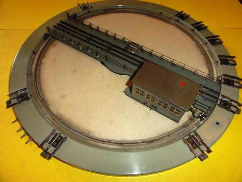 MARKLIN TURNTABLE-OLD-USED-STILL OPERATIONAL