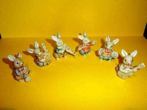 BUNNY 6 PIECE INSTRUMENTAL BAND