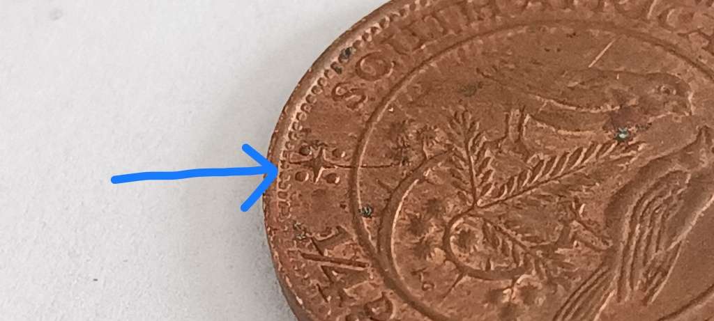 ***UNION OF SOUTH AFRICA*** CRACKED DIE 1948 QUARTER PENNY*** COIN 3