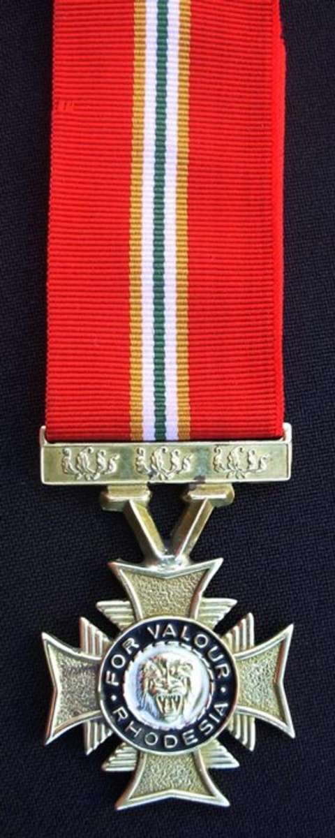 RHODESIA GRAND CROSS OF VALOUR - SPECIMEN