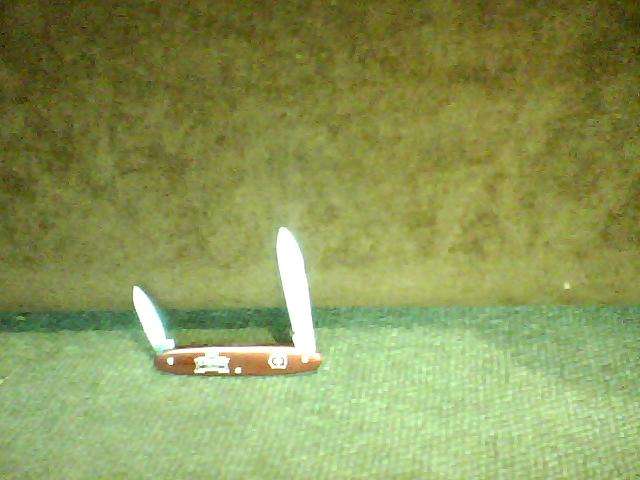 Castle lager pocket knife