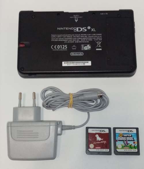 Nintendo DS XL Super Mario 25th Anniversary Edition