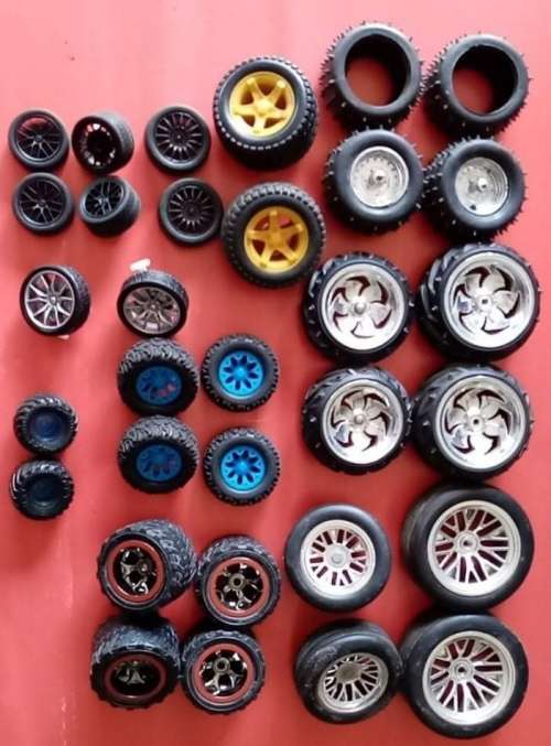 Model Car Wheels Lot