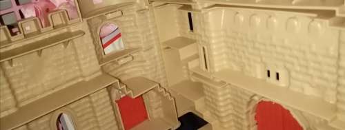 1995 Redbox Medieval Castle