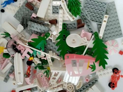 Vintage Lego Sand Dollar Cafe set 6401