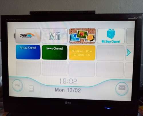 Nintendo Wii Bundle with games and accessories
