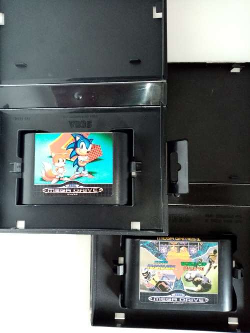 Sega Megadrive 2 Bundle with Games works 100%