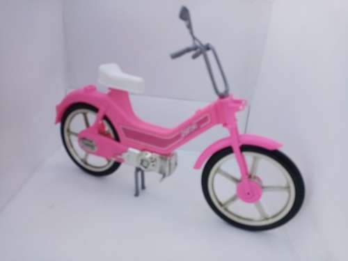 Barbie Moped