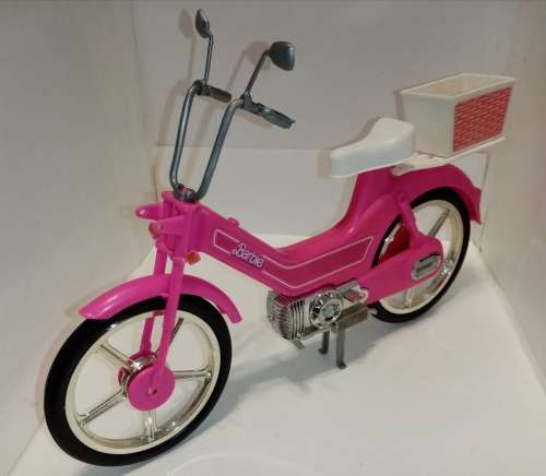 Barbie Moped