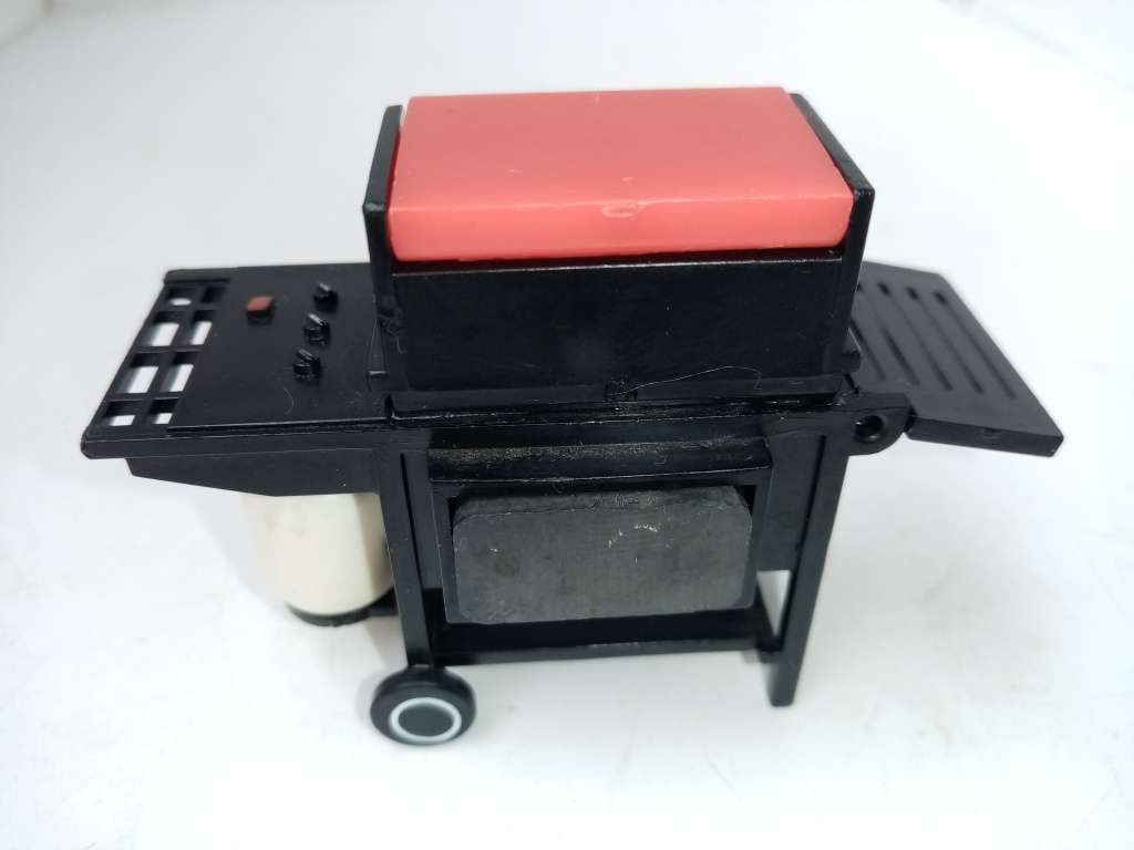 Miniature Scaled Weber Gas Braai