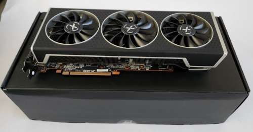 XFX Speedster QICK 319 AMD Radeon RX 6700 XT 12GB GDDR6