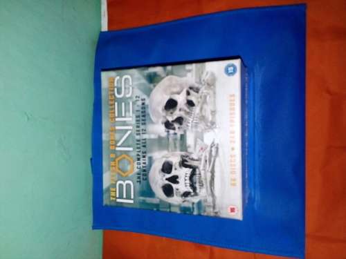 Bones: the flesh and bones collection S1-12