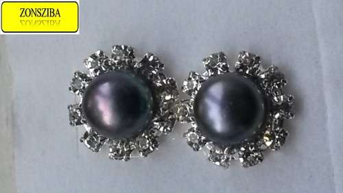 ONE PAIR OF PURPLE/BROWN GENUINE FRESH WATER PEARL EARRINGS!!!